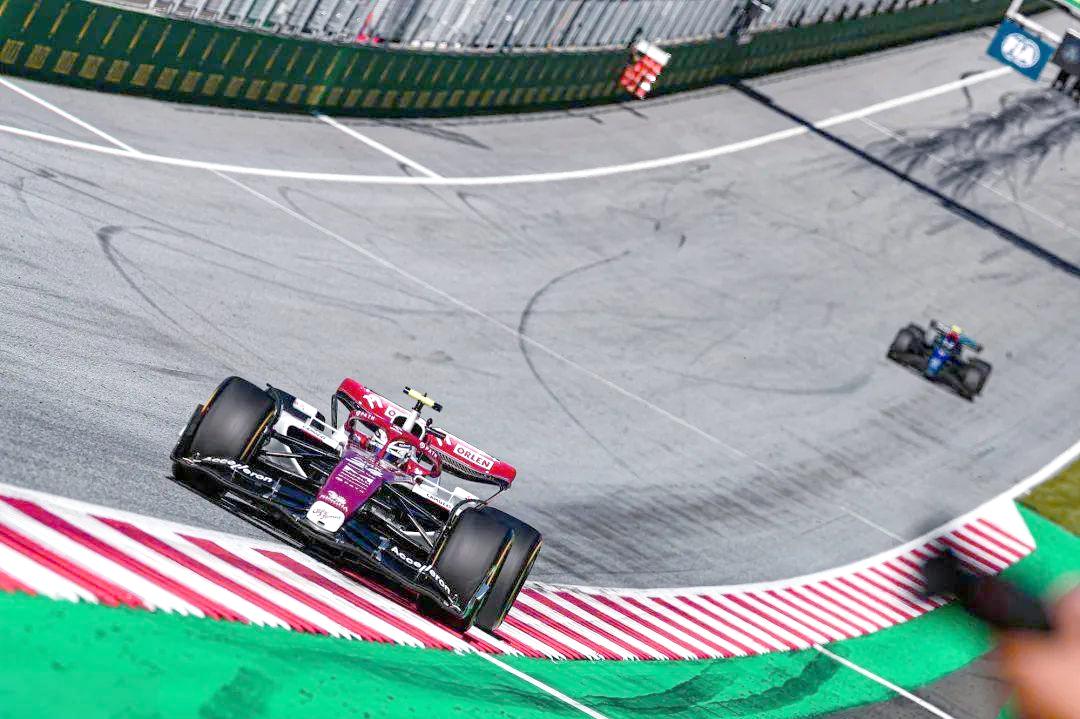 九游娱乐官方网站-威廉姆斯险胜红牛二队，周冠宇高光表现